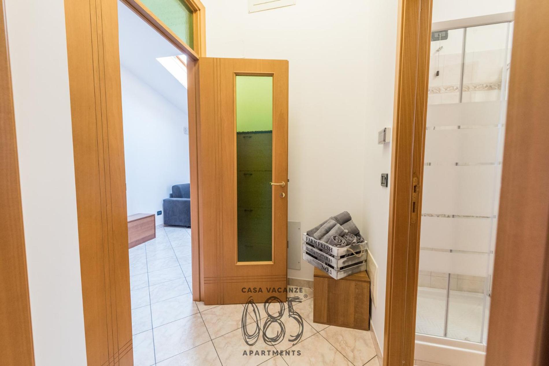Apartment 085