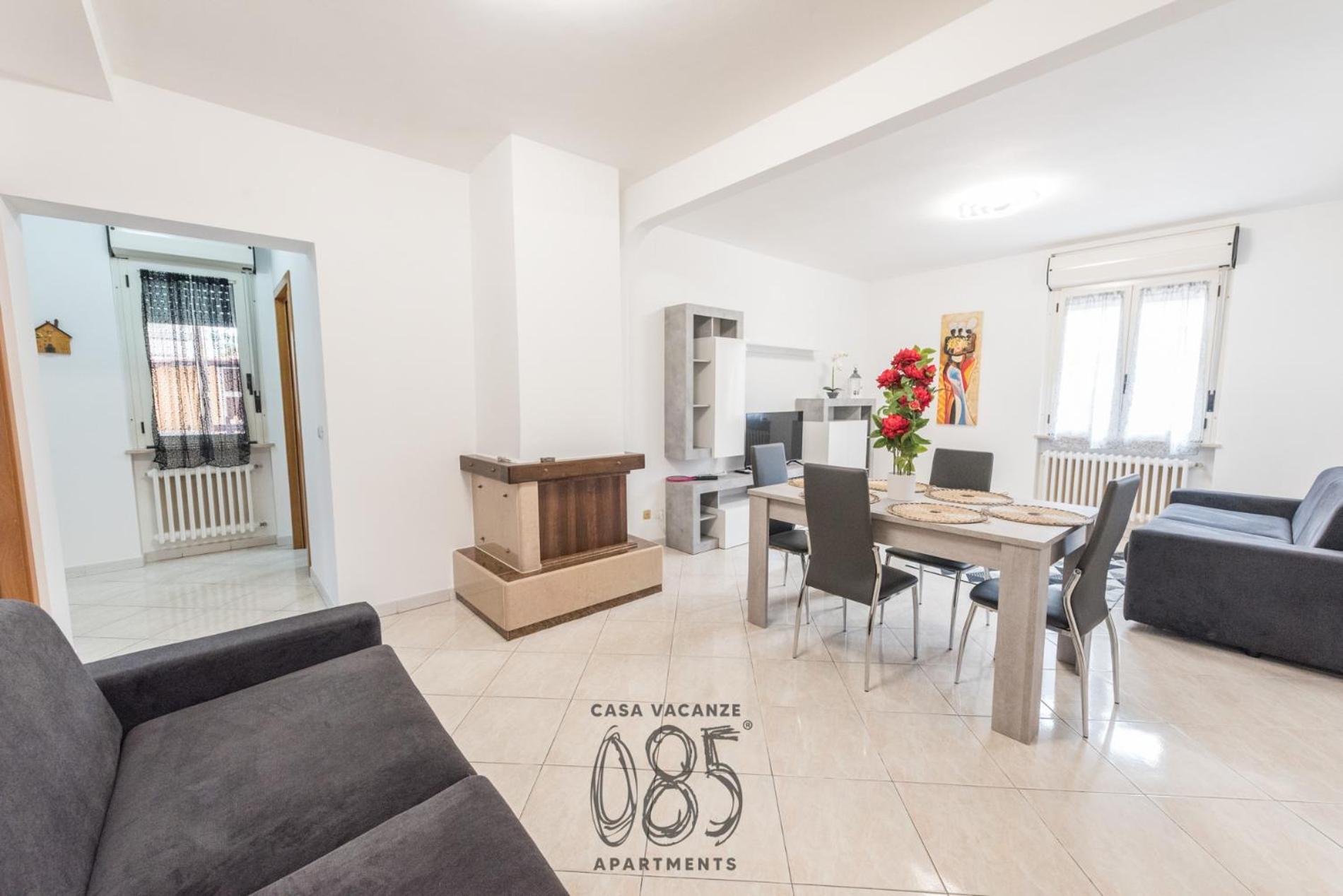 Apartment 085 *